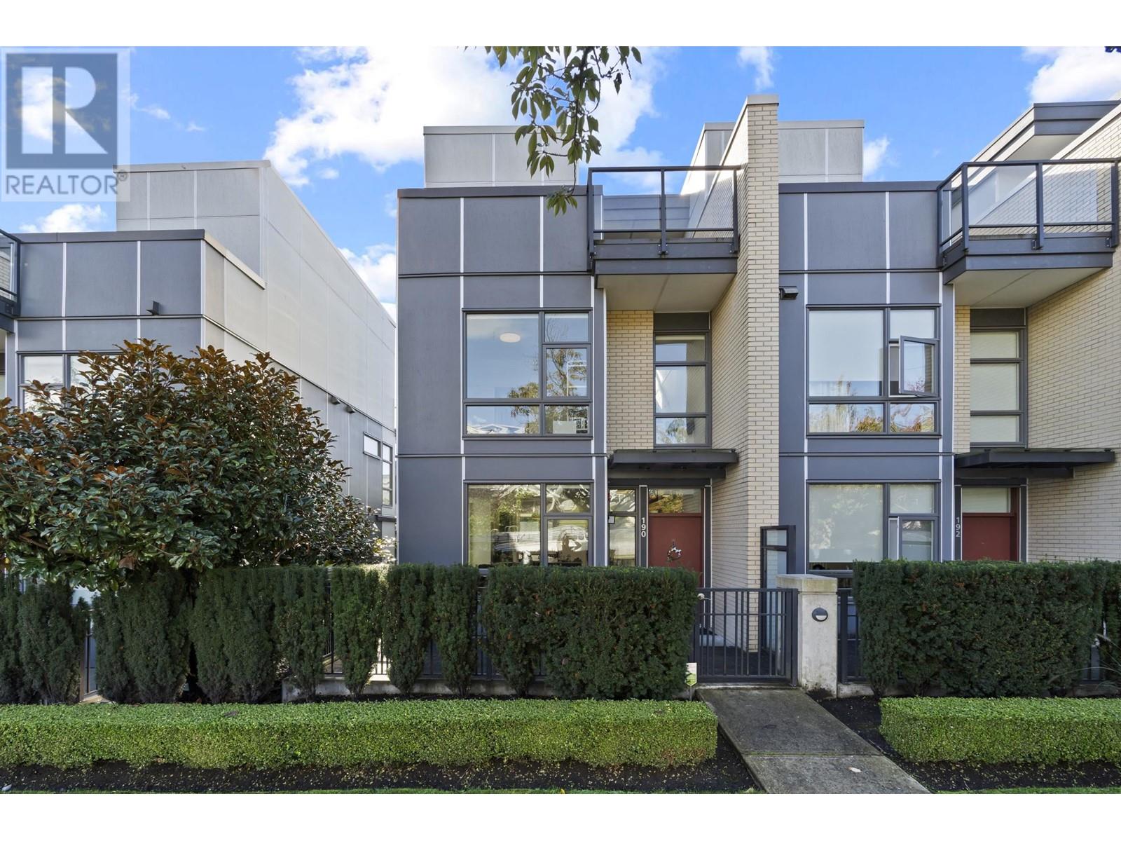 190 W 63rd Avenue, Vancouver, British Columbia  V5X 0G6 - Photo 1 - R3012940