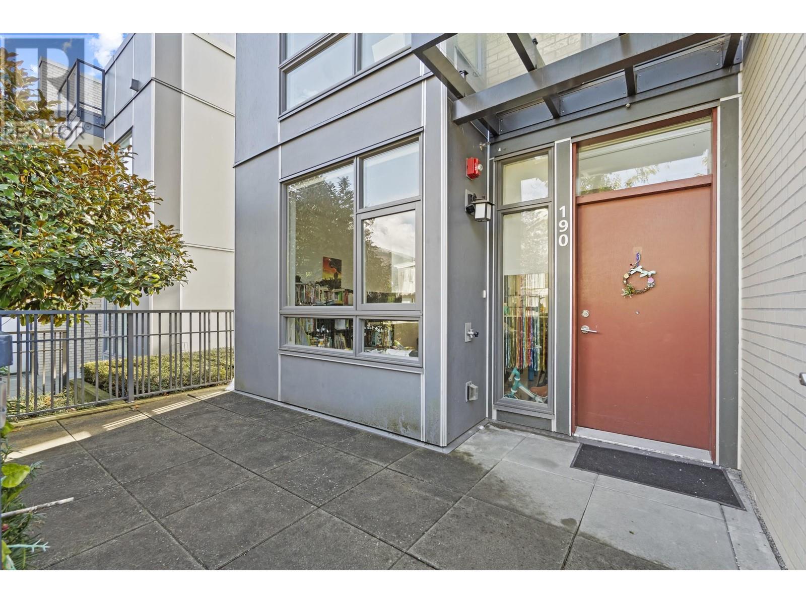 190 W 63rd Avenue, Vancouver, British Columbia  V5X 0G6 - Photo 2 - R3012940