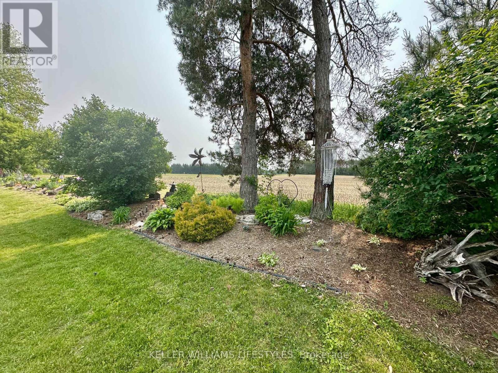 16 Velma Street, Strathroy-Caradoc, Ontario  N7G 3P4 - Photo 34 - X12200244