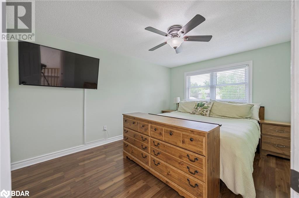 239 Browning Trail, Barrie, Ontario  L4N 5C3 - Photo 9 - 40739175