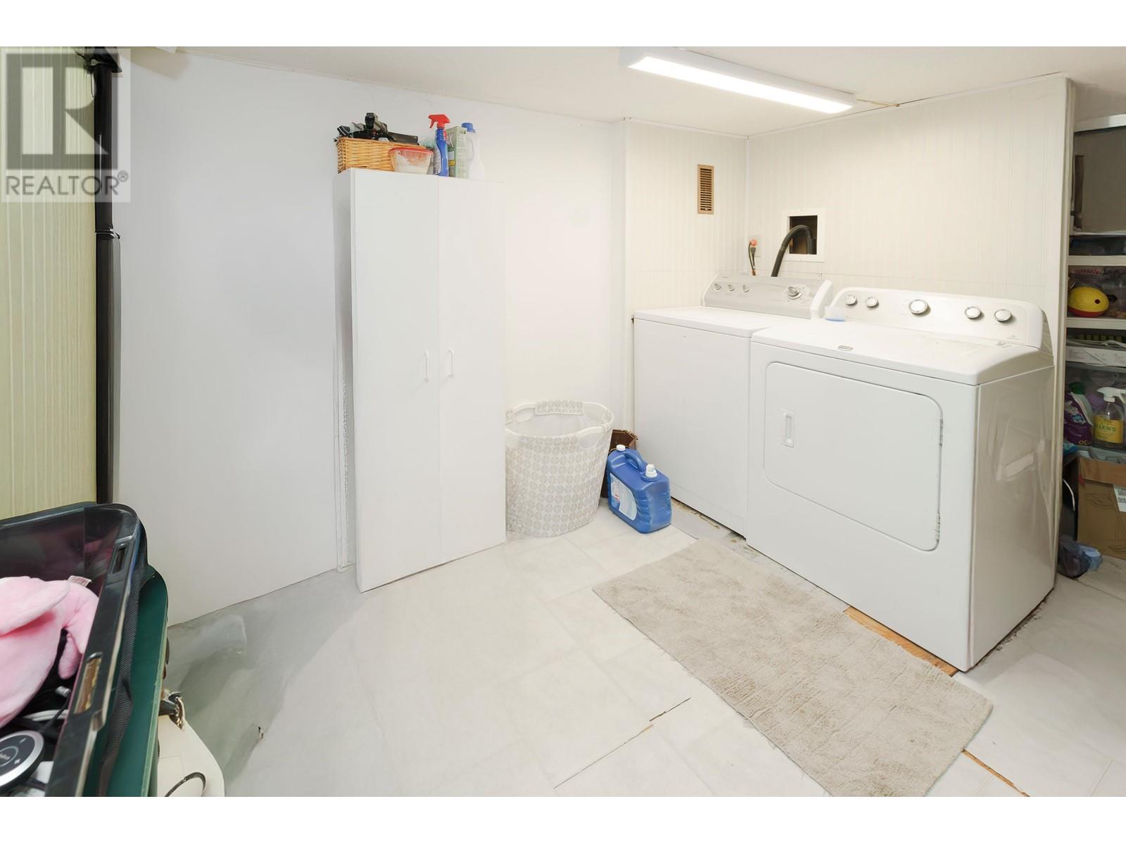 3980 Oxford Street, Port Coquitlam, British Columbia  V3B 4E9 - Photo 13 - R3012881