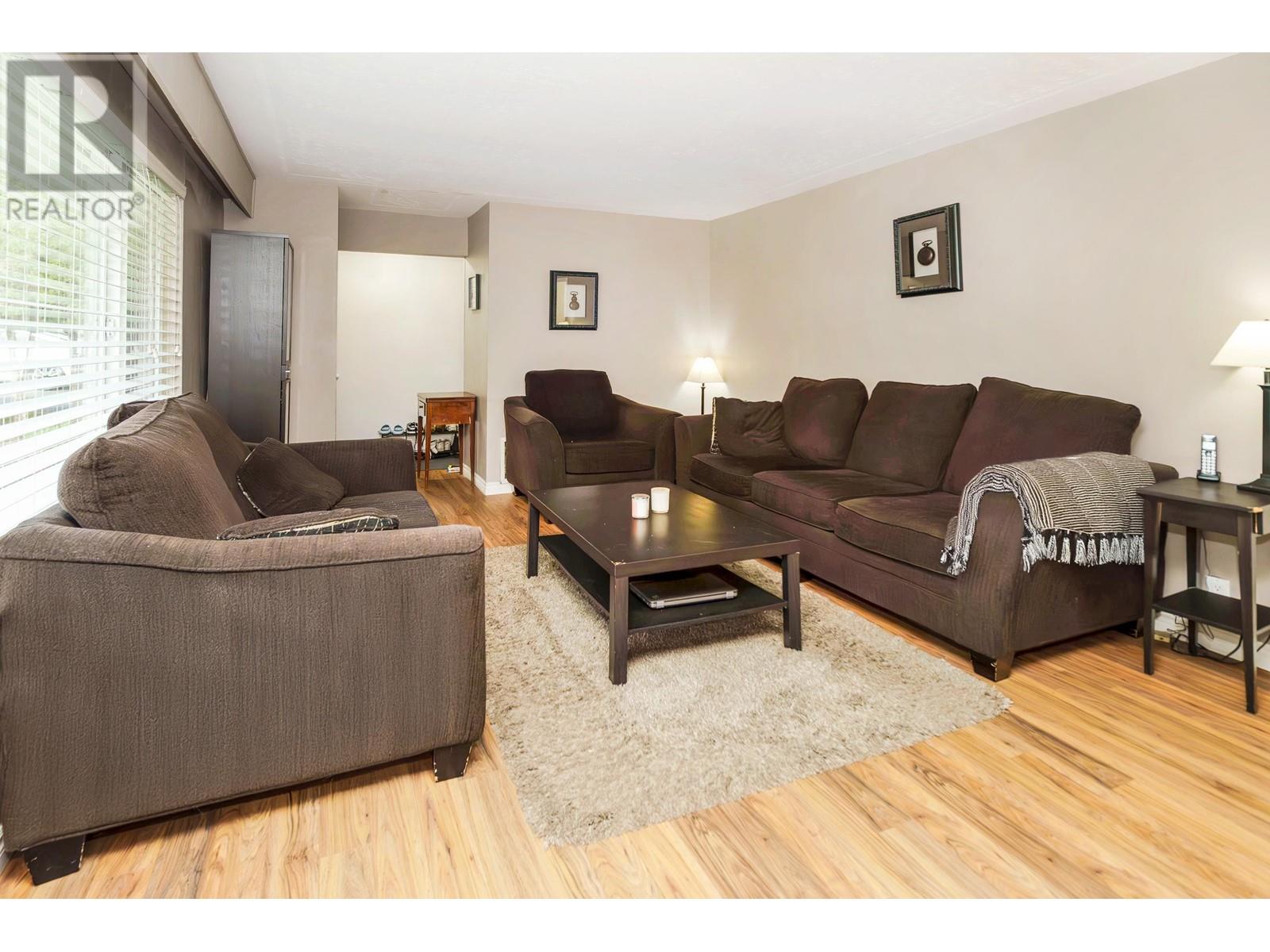 3980 Oxford Street, Port Coquitlam, British Columbia  V3B 4E9 - Photo 3 - R3012881