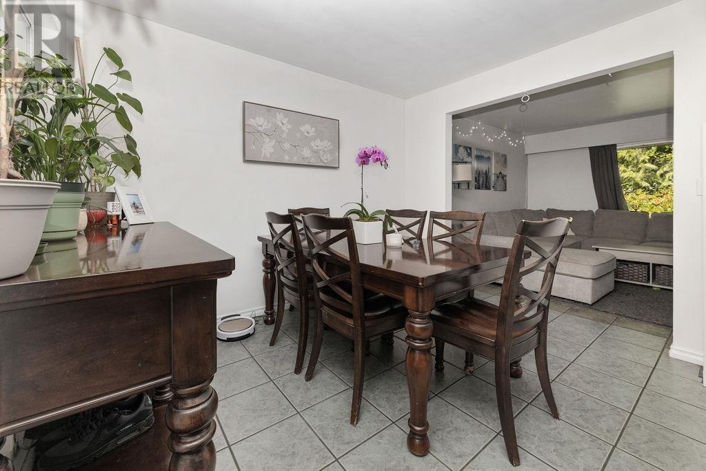 1009 Reed Road, Gibsons, British Columbia  V0N 1V7 - Photo 13 - R3012882