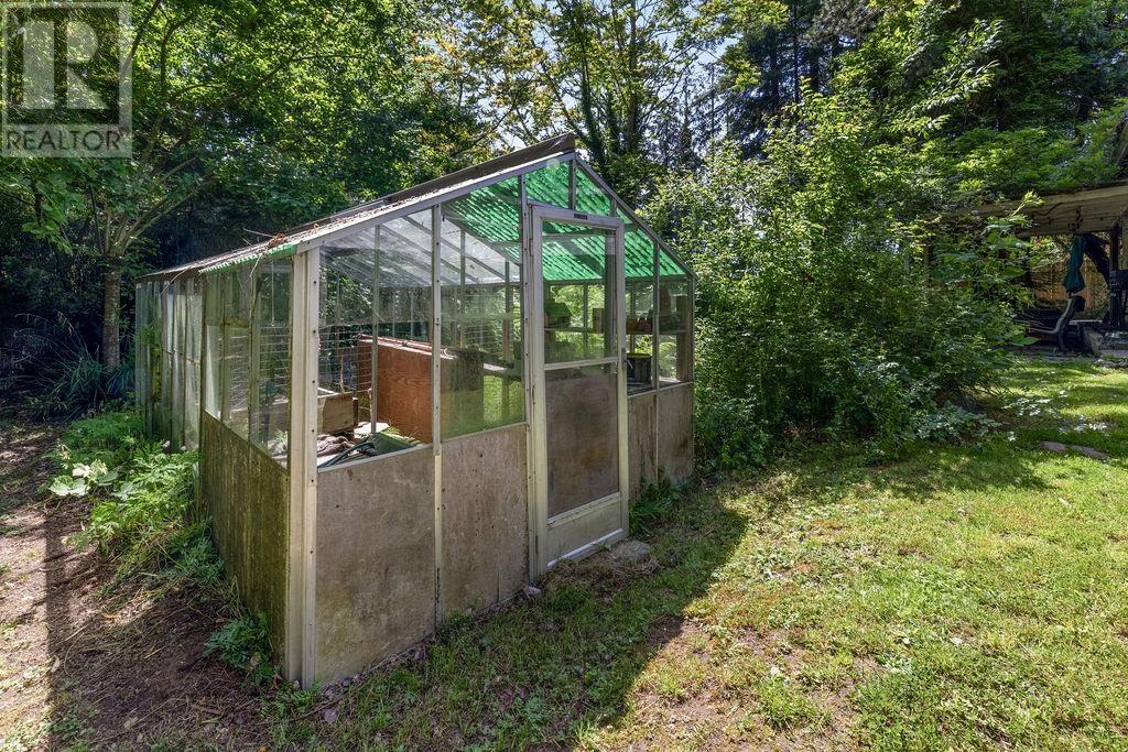 1009 Reed Road, Gibsons, British Columbia  V0N 1V7 - Photo 31 - R3012882