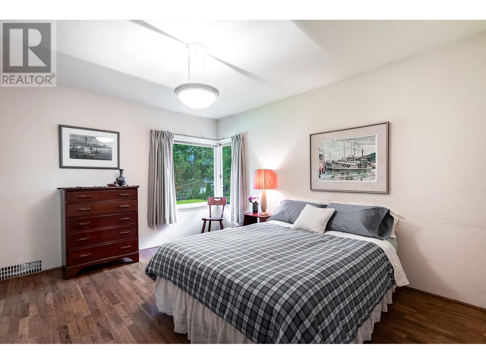 4143 Virginia Crescent, North Vancouver, British Columbia  V7R 3Z7 - Photo 22 - R3012902
