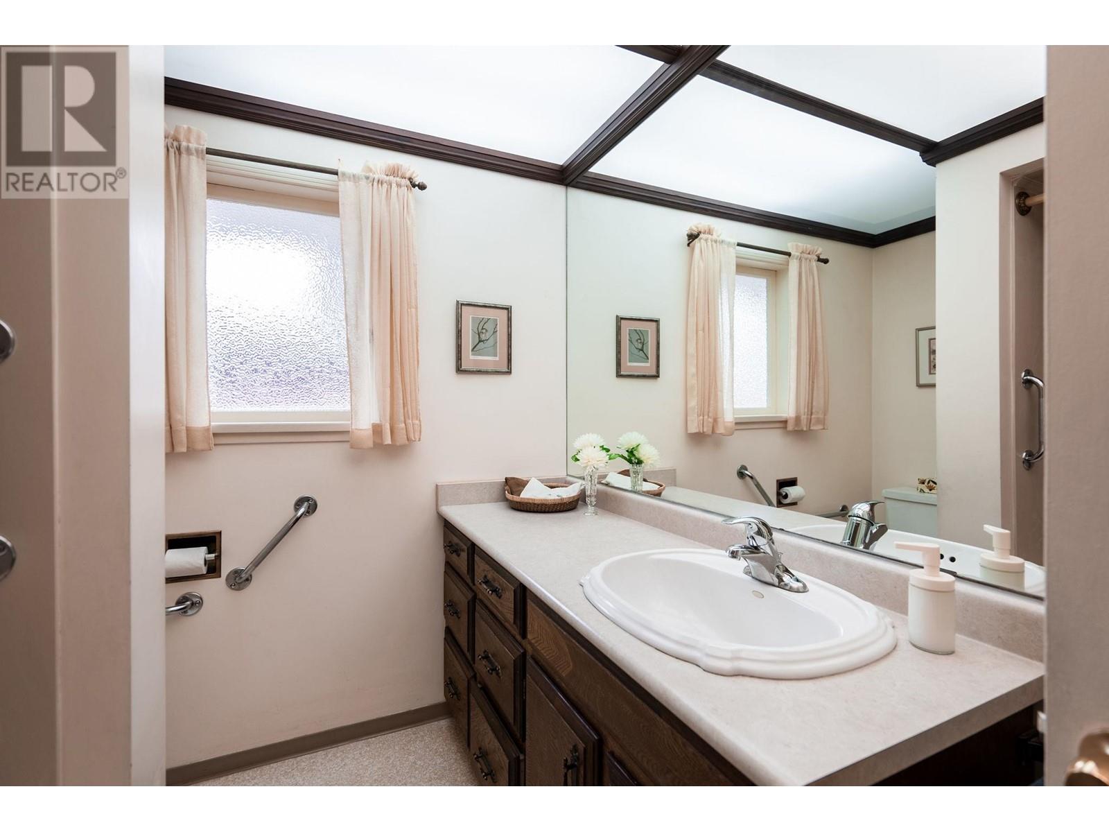 4143 Virginia Crescent, North Vancouver, British Columbia  V7R 3Z7 - Photo 23 - R3012902