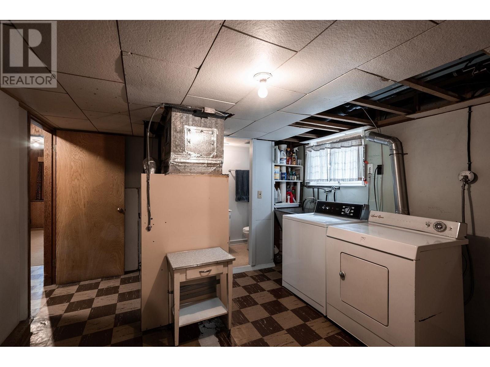 4143 Virginia Crescent, North Vancouver, British Columbia  V7R 3Z7 - Photo 28 - R3012902