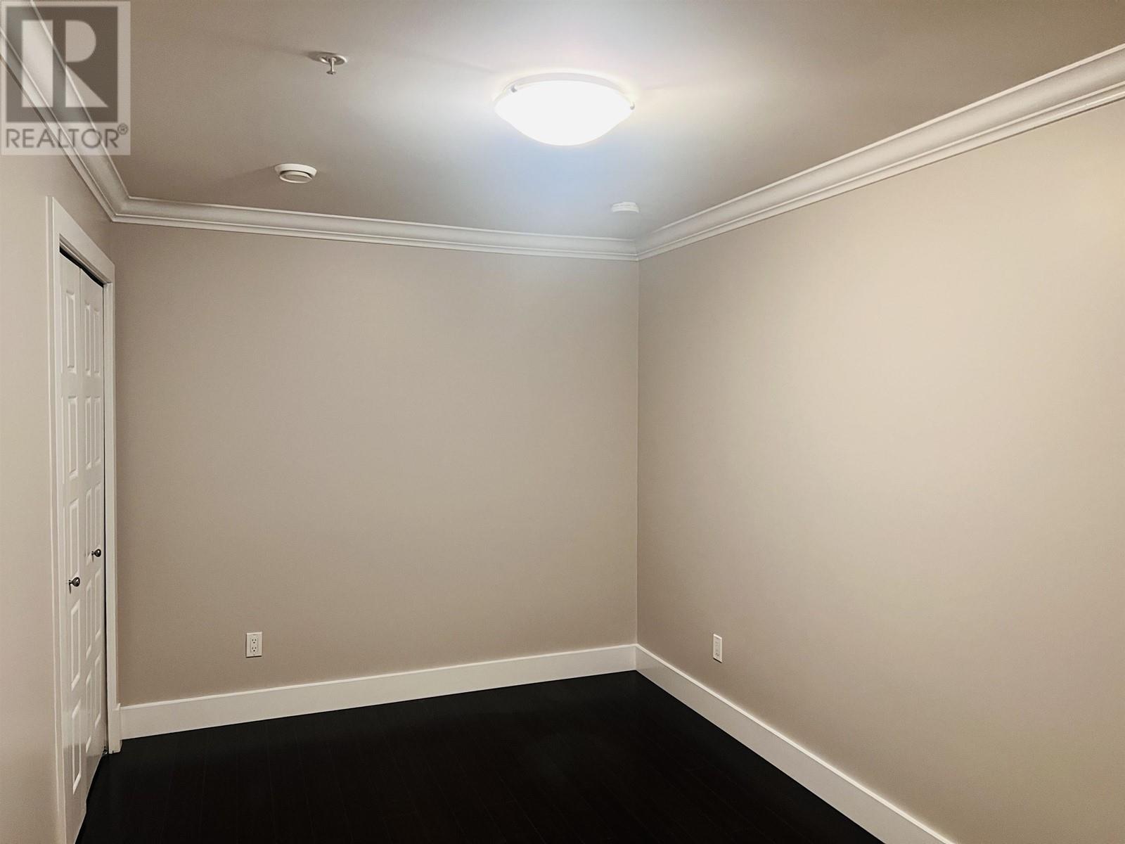 23xx Burquitlam Drive, Vancouver, British Columbia  V5P 2P3 - Photo 4 - R3012924