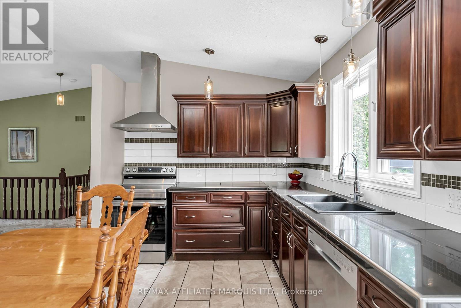 4692 O'keefe Road, South Stormont, Ontario  K0C 2A0 - Photo 15 - X12207470