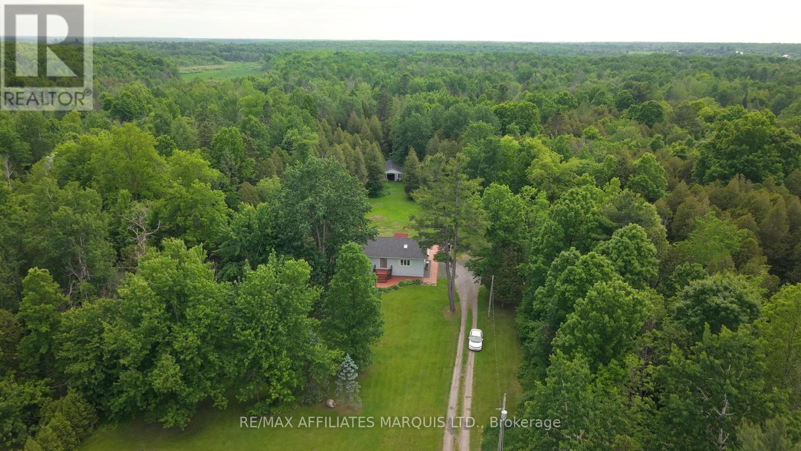 4692 O'keefe Road, South Stormont, Ontario  K0C 2A0 - Photo 2 - X12207470