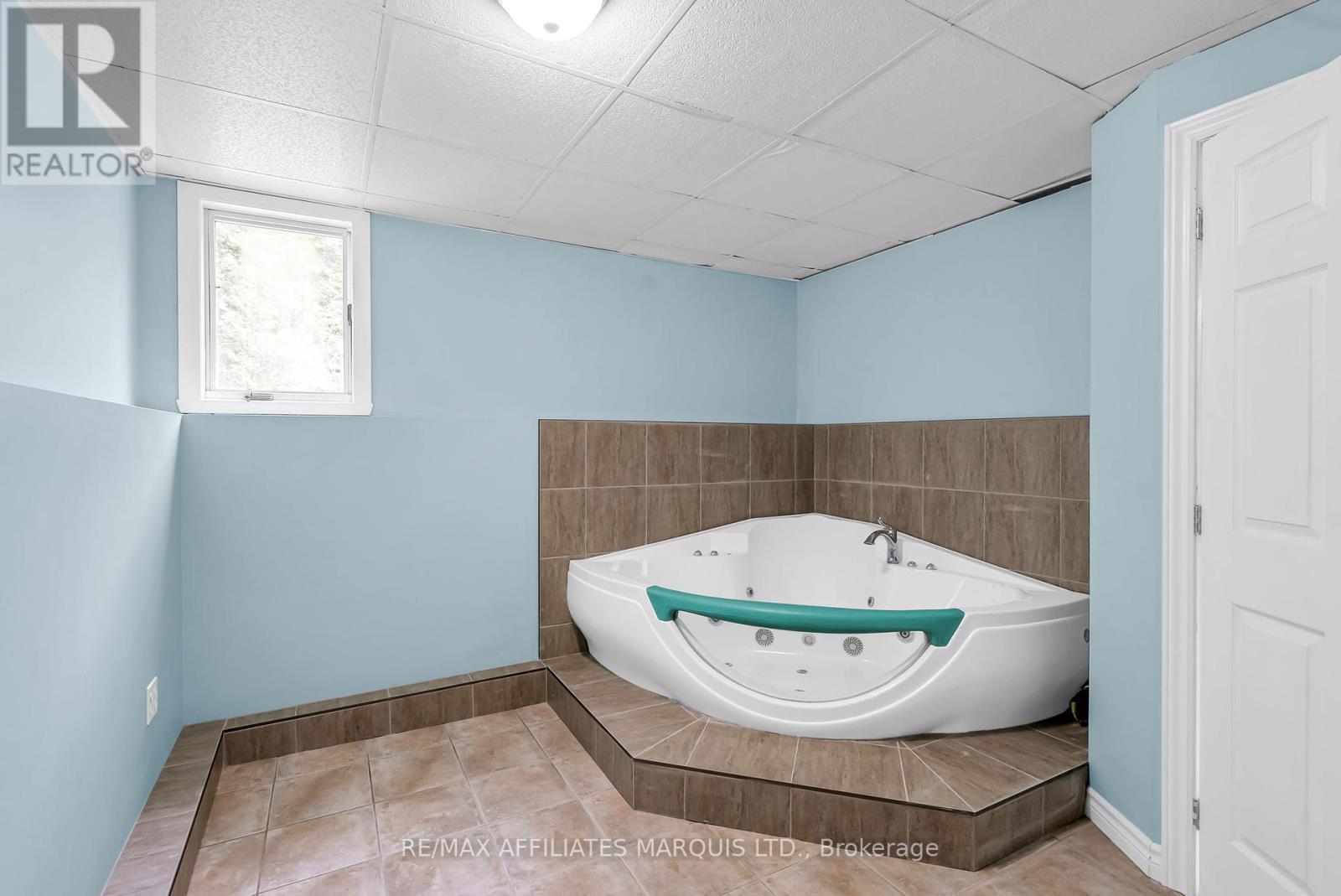 4692 O'keefe Road, South Stormont, Ontario  K0C 2A0 - Photo 28 - X12207470