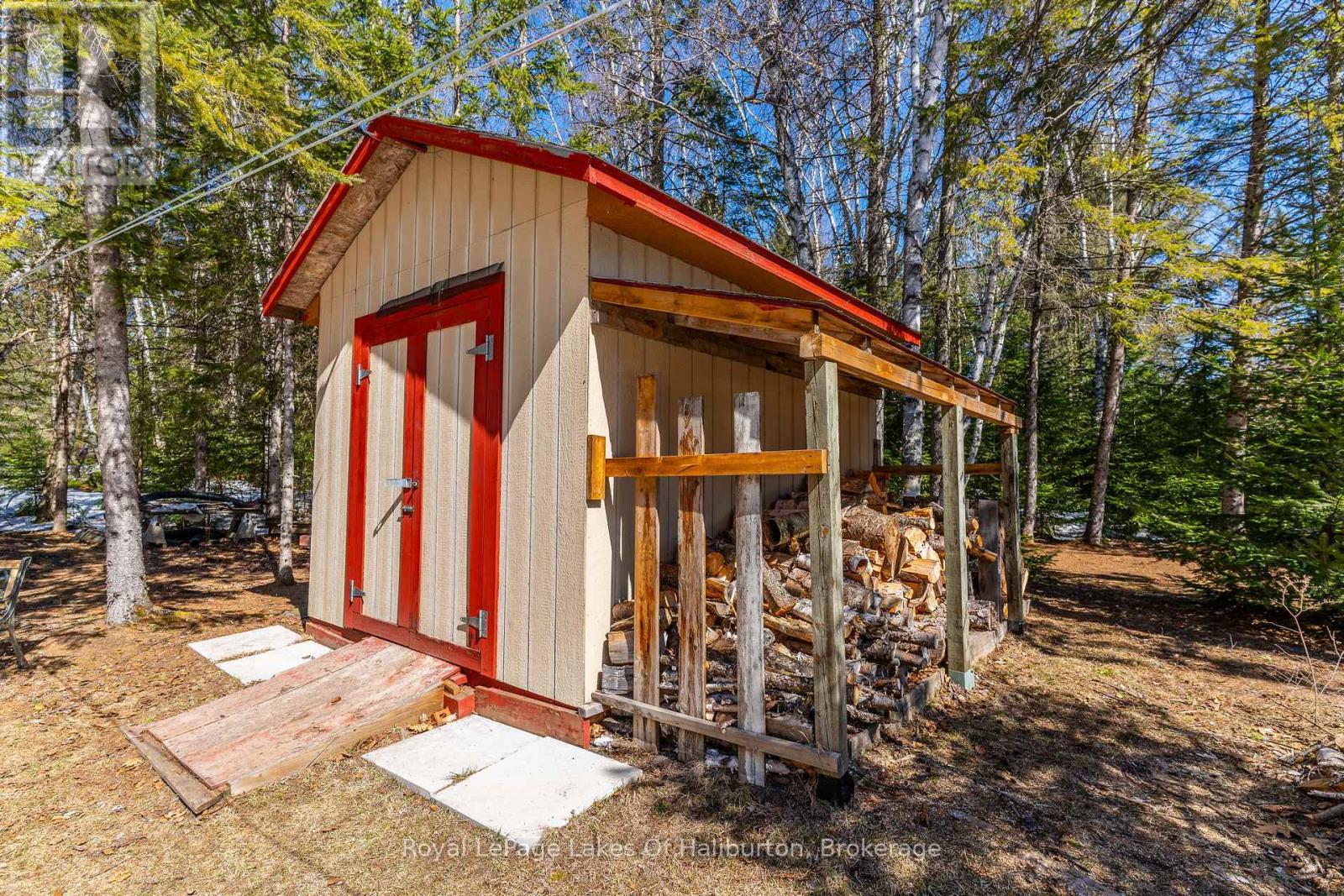 1293 Green Lake Road, Dysart Et Al, Ontario  K0M 1S0 - Photo 41 - X12162876