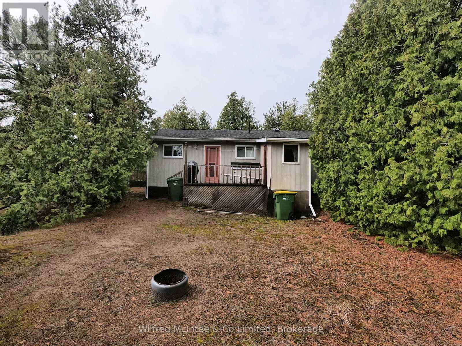 278 Ogimah Road W, South Bruce Peninsula, Ontario  N0H 2G0 - Photo 18 - X12206794