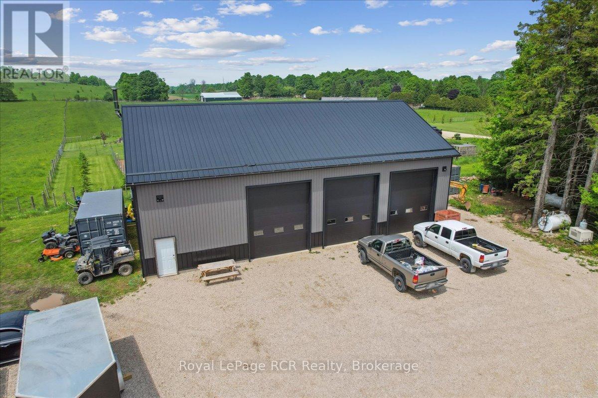 614486 Hamilton Lane, West Grey, Ontario  N0C 1H0 - Photo 39 - X12207419