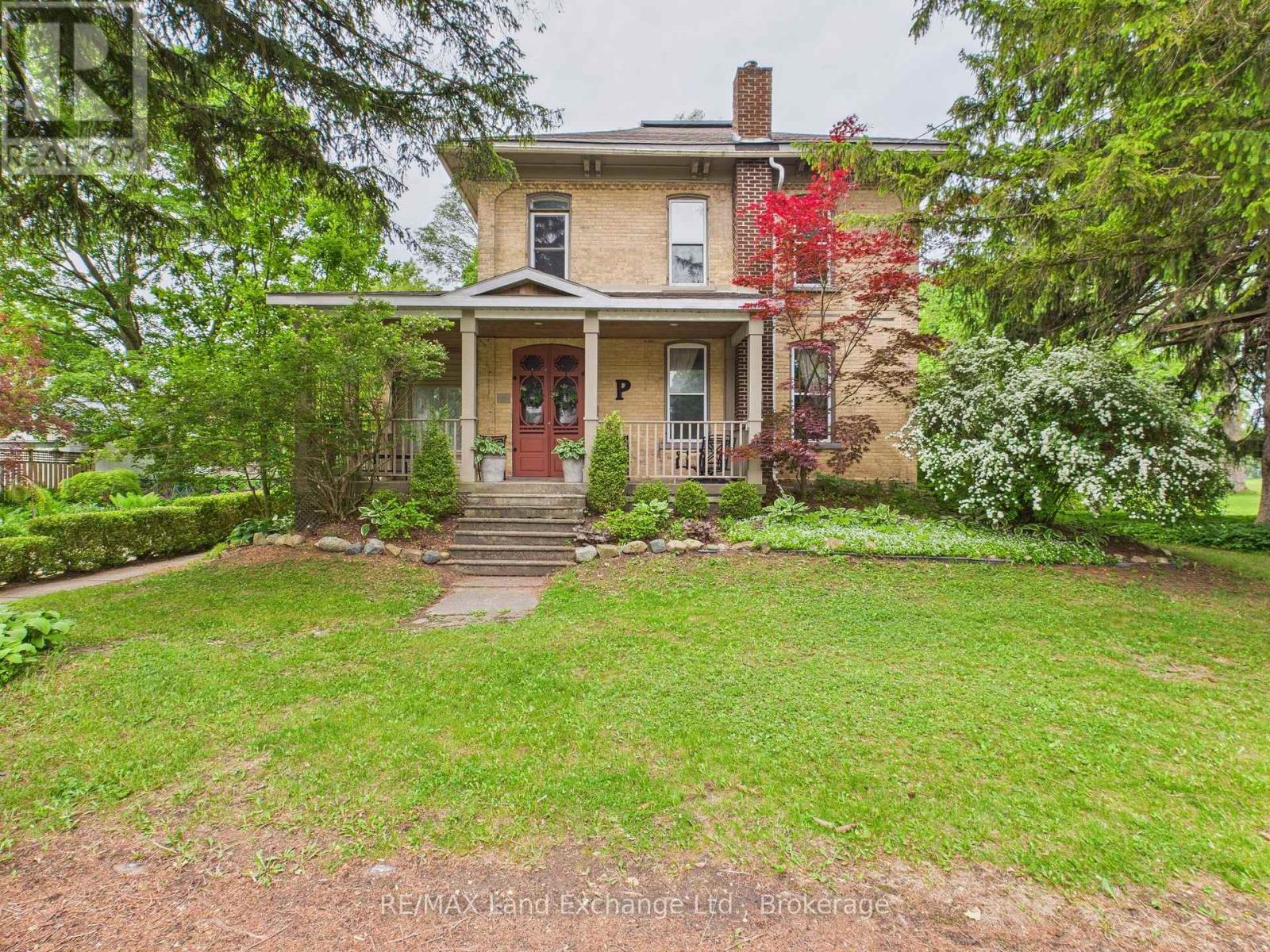 20 Queen Street, Huron-Kinloss, Ontario  N0G 2R0 - Photo 1 - X12207434