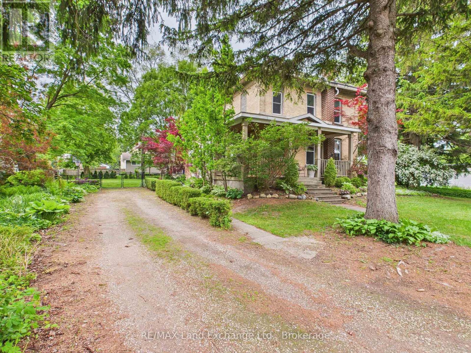 20 Queen Street, Huron-Kinloss, Ontario  N0G 2R0 - Photo 2 - X12207434
