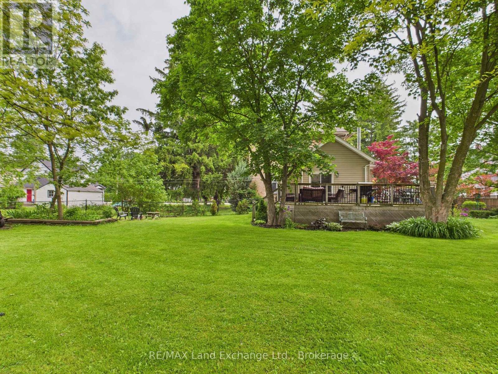 20 Queen Street, Huron-Kinloss, Ontario  N0G 2R0 - Photo 30 - X12207434