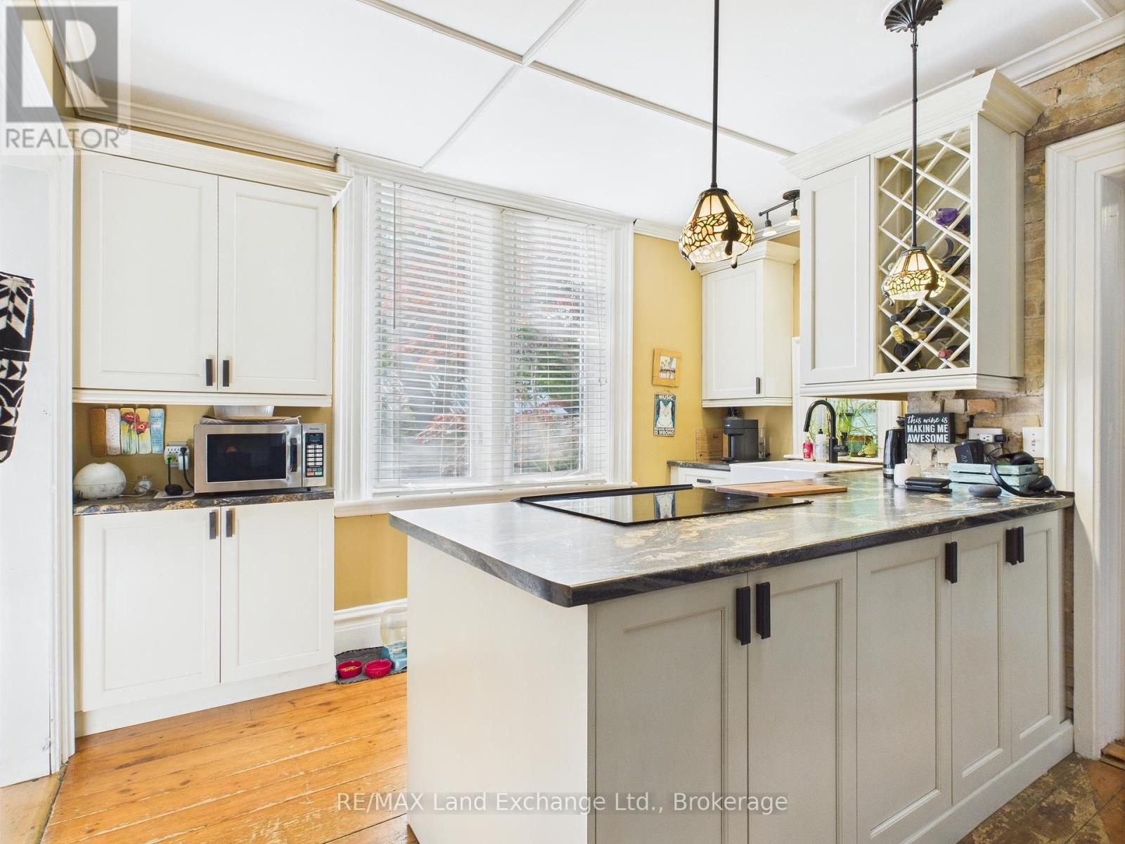 20 Queen Street, Huron-Kinloss, Ontario  N0G 2R0 - Photo 6 - X12207434