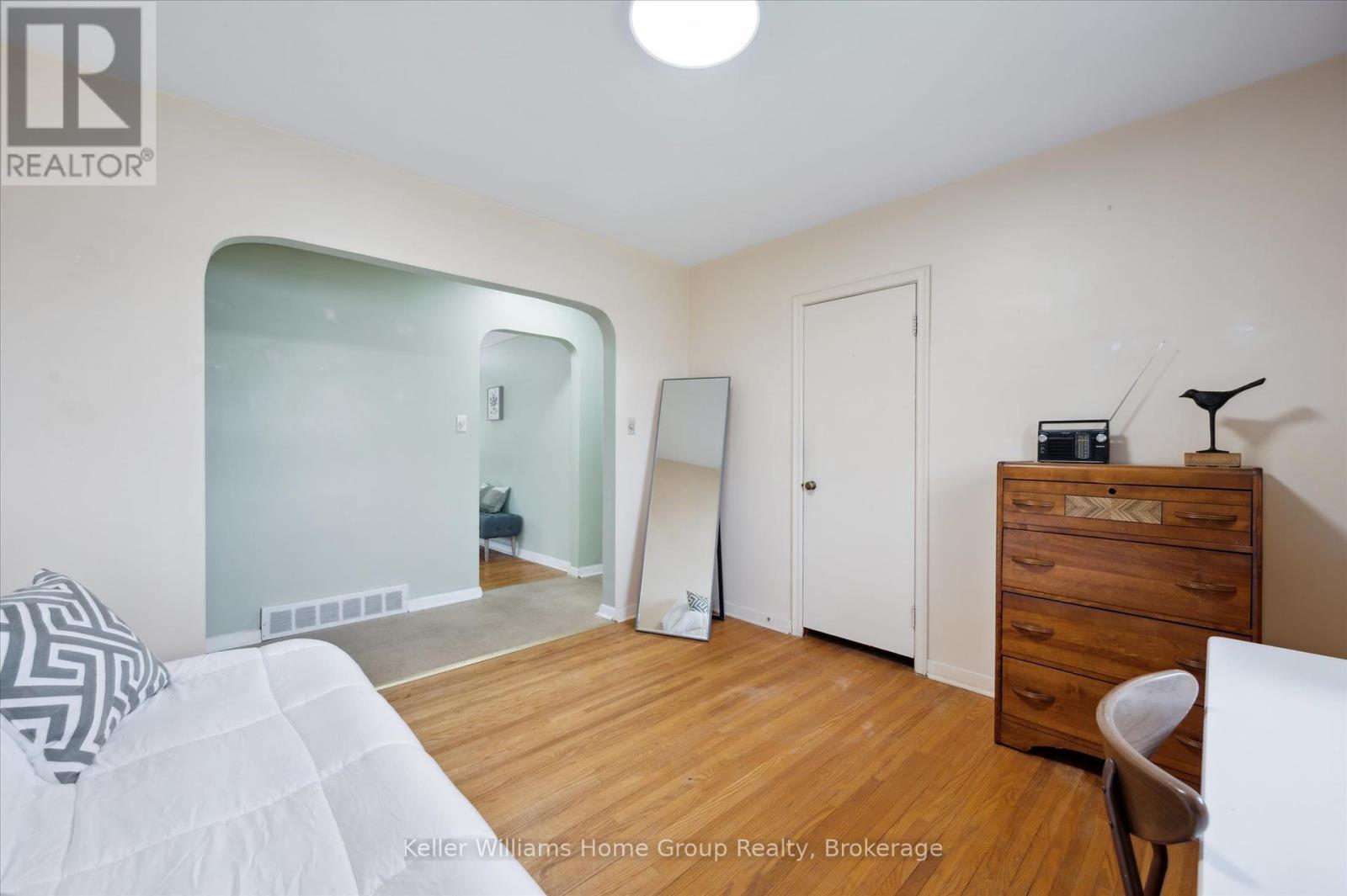 20 Cadillac Drive, Guelph, Ontario  N1E 2B5 - Photo 14 - X12207444