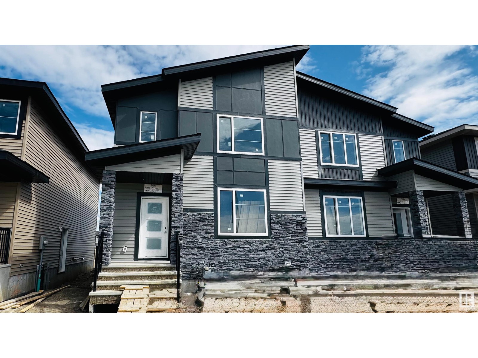3612 39 Av, Beaumont, Alberta  T4X 2C5 - Photo 1 - E4441332