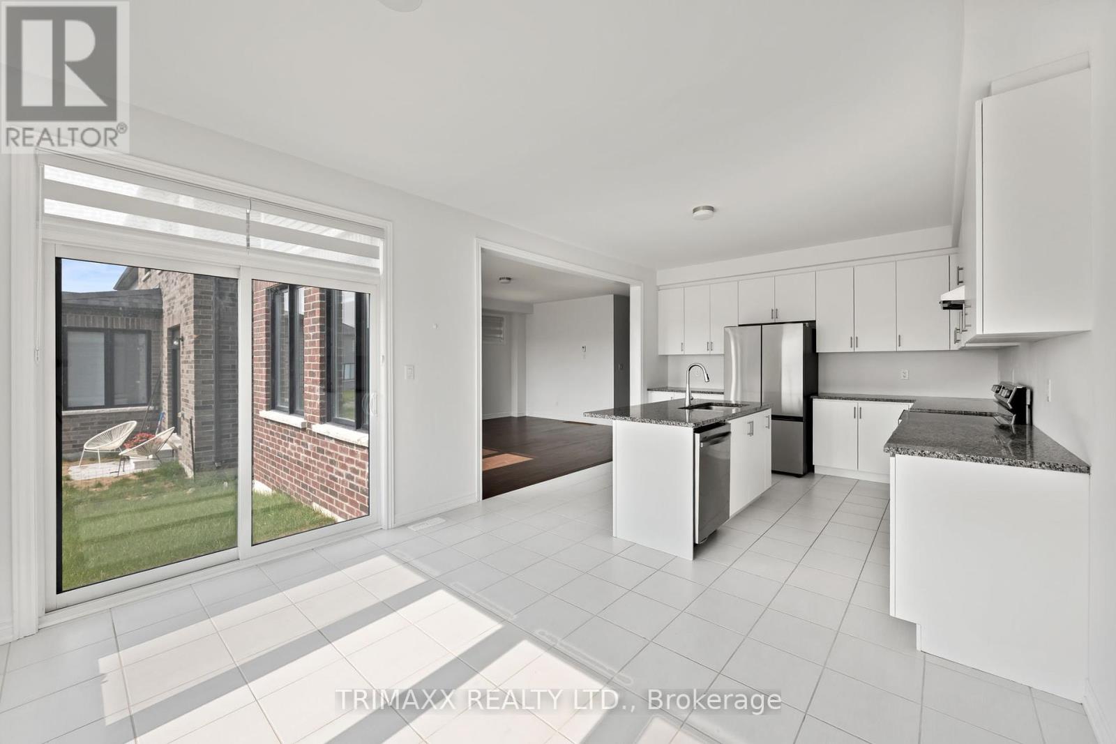 22 Kingsbury Trail, Barrie, Ontario  L9J 0W9 - Photo 17 - S12199708