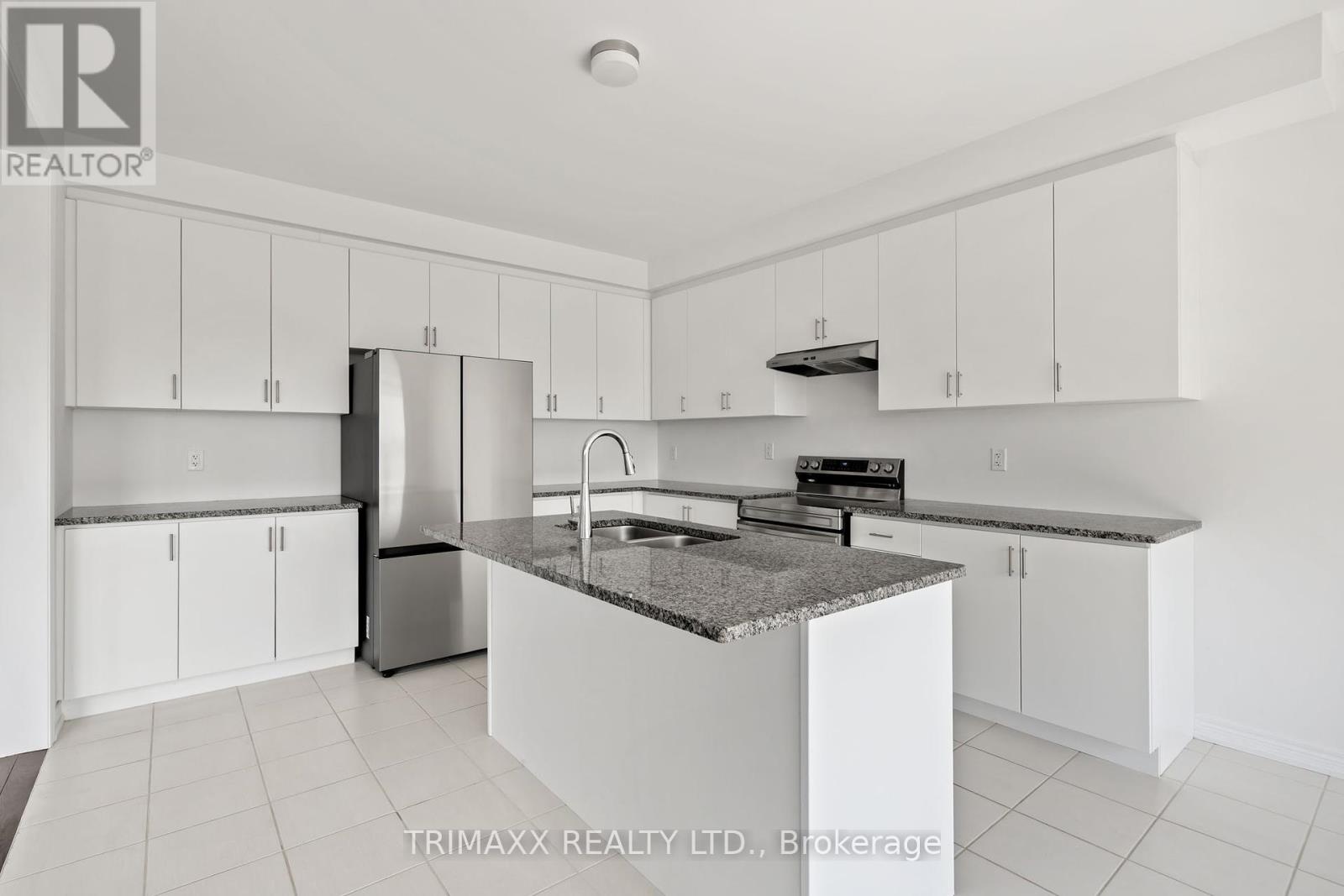 22 Kingsbury Trail, Barrie, Ontario  L9J 0W9 - Photo 16 - S12199708