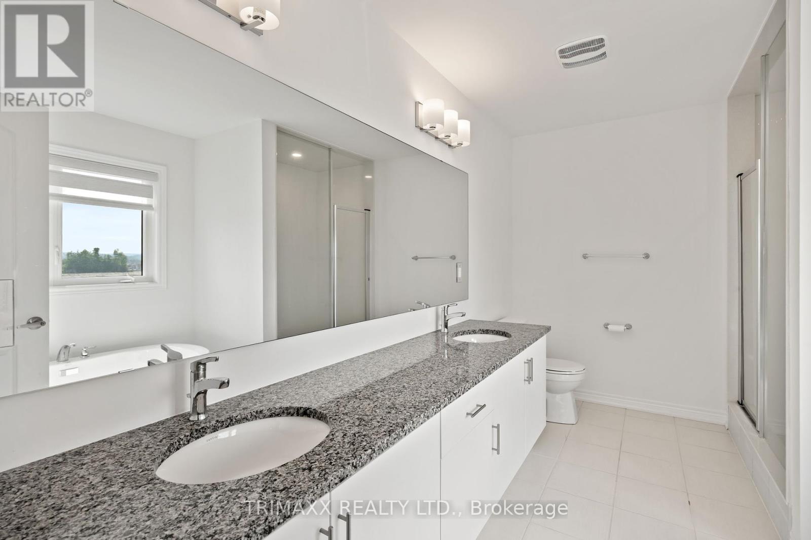 22 Kingsbury Trail, Barrie, Ontario  L9J 0W9 - Photo 23 - S12199708
