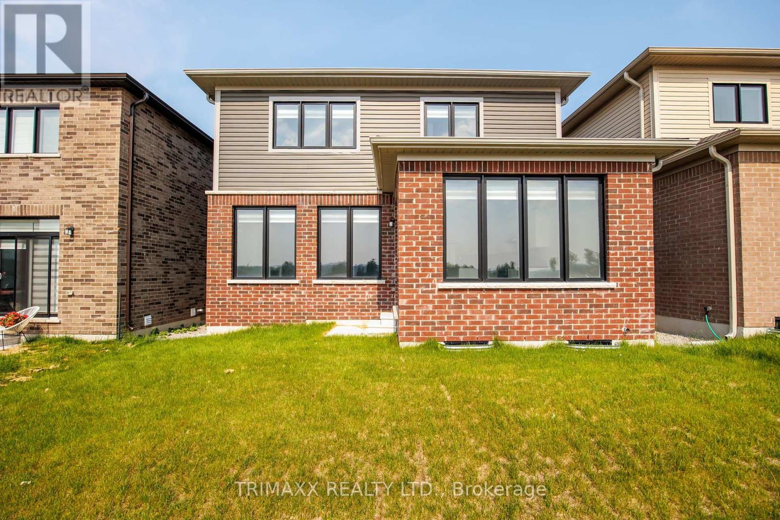 22 Kingsbury Trail, Barrie, Ontario  L9J 0W9 - Photo 39 - S12199708