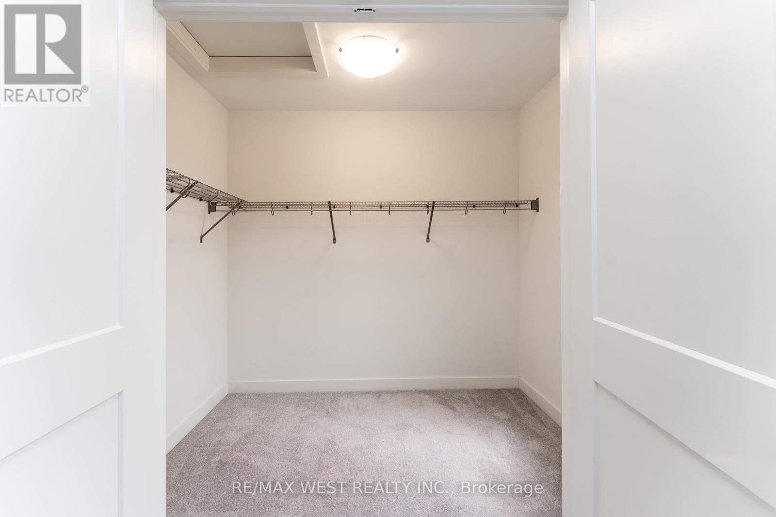22 - 110 Fergus Avenue, Kitchener, Ontario  N2A 0K9 - Photo 24 - X12205502
