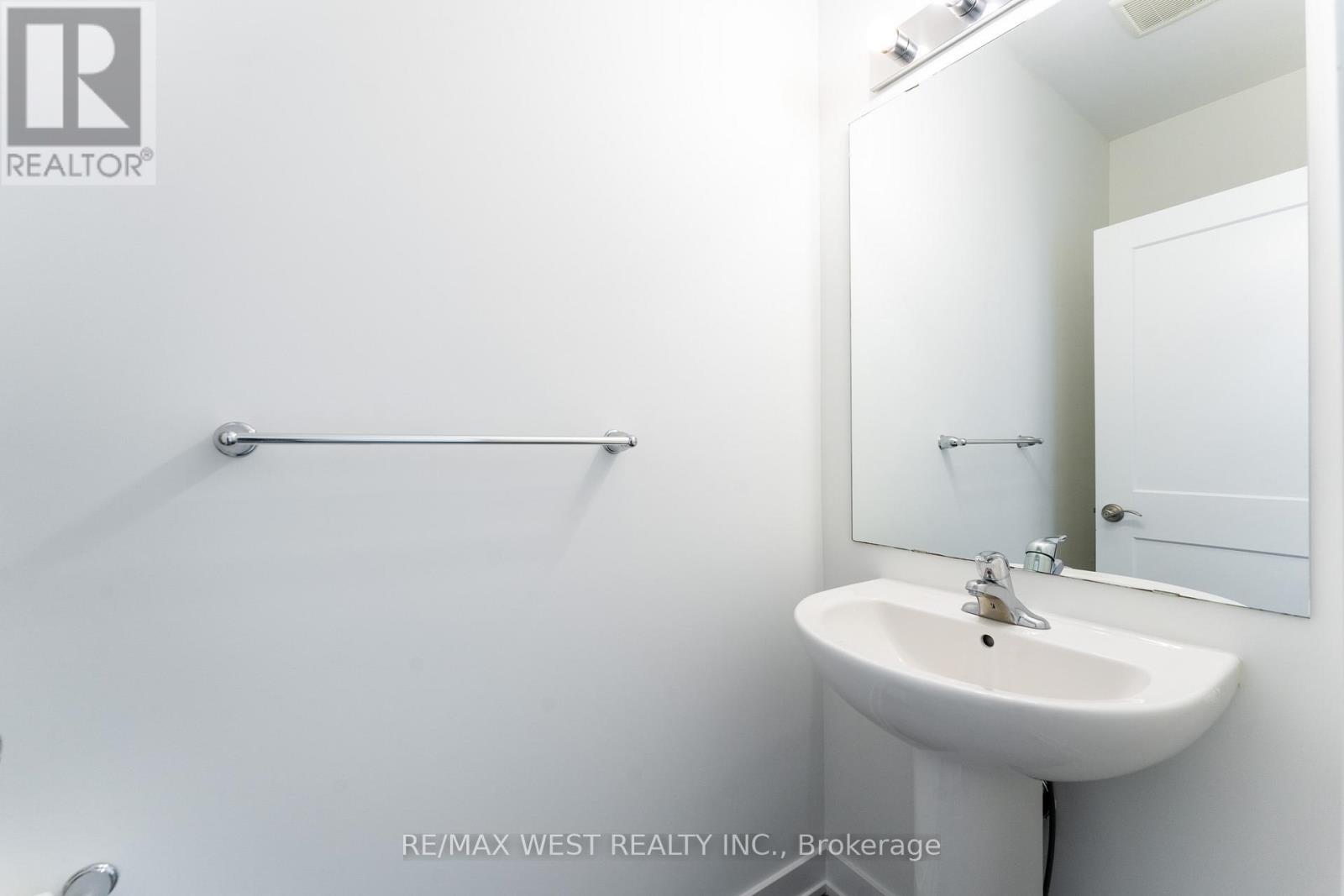 22 - 110 Fergus Avenue, Kitchener, Ontario  N2A 0K9 - Photo 7 - X12205502