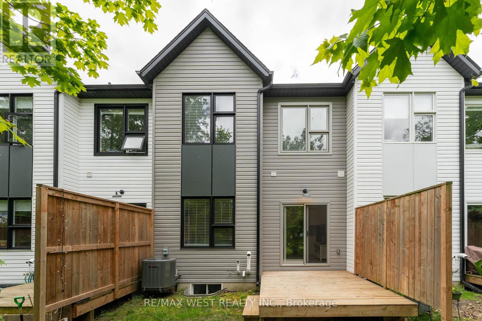 22 - 110 Fergus Avenue, Kitchener, Ontario  N2A 0K9 - Photo 33 - X12205502