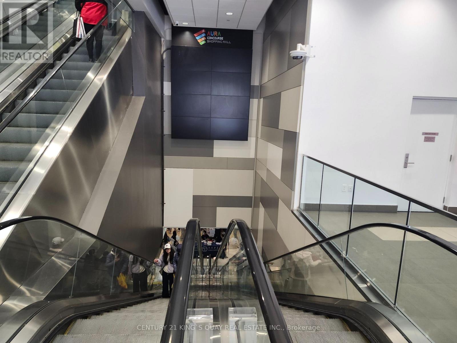 96 - 384 Yonge Street, Toronto, Ontario  M5B 1S8 - Photo 4 - C12207164
