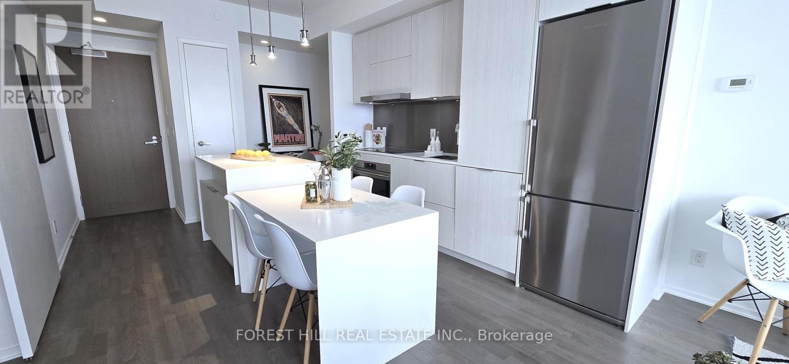 2706 - 1 Bloor Street E, Toronto, Ontario  M4W 0A8 - Photo 2 - C12207199