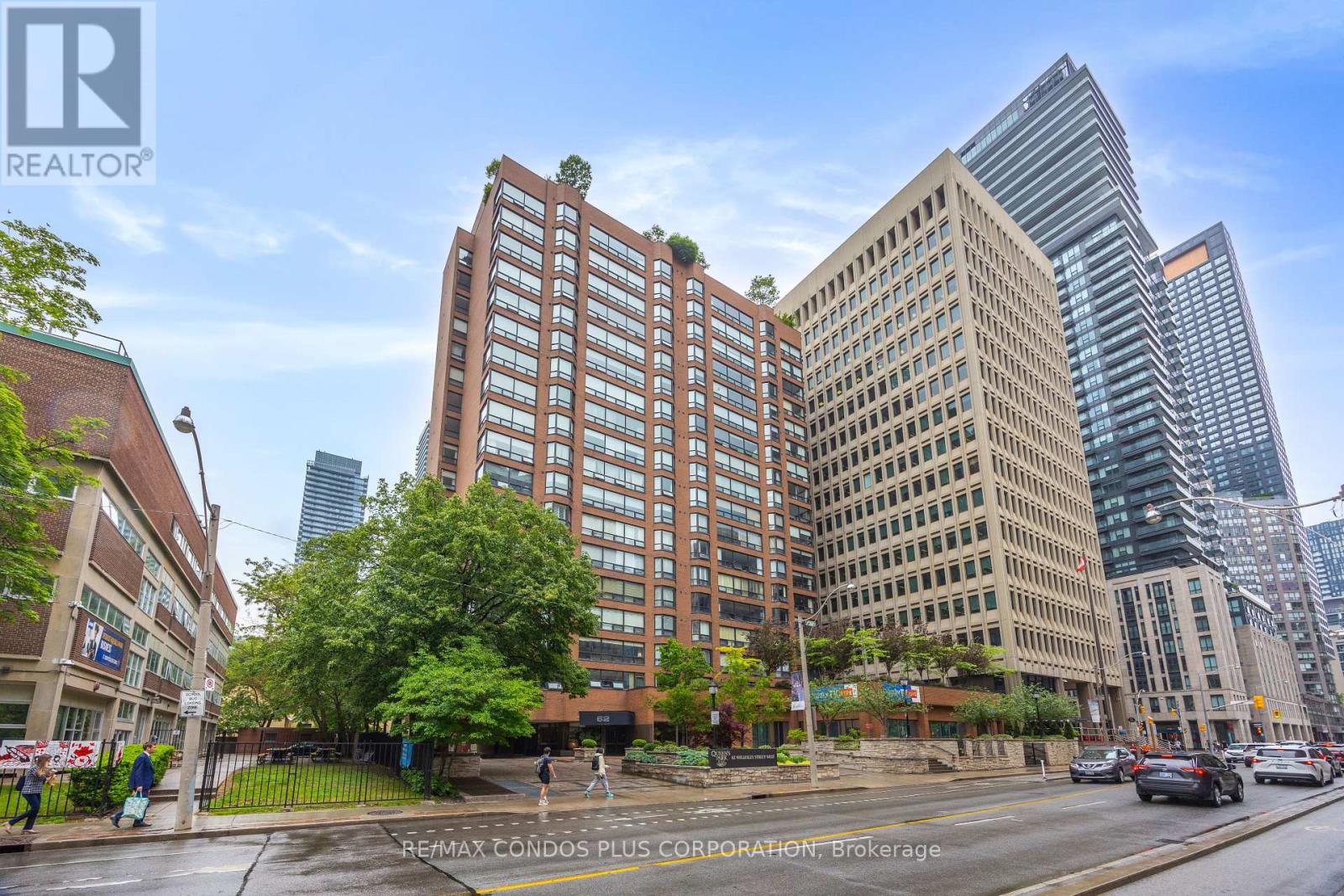 Property at 902 - 62 WELLESLEY STREET W image 2
