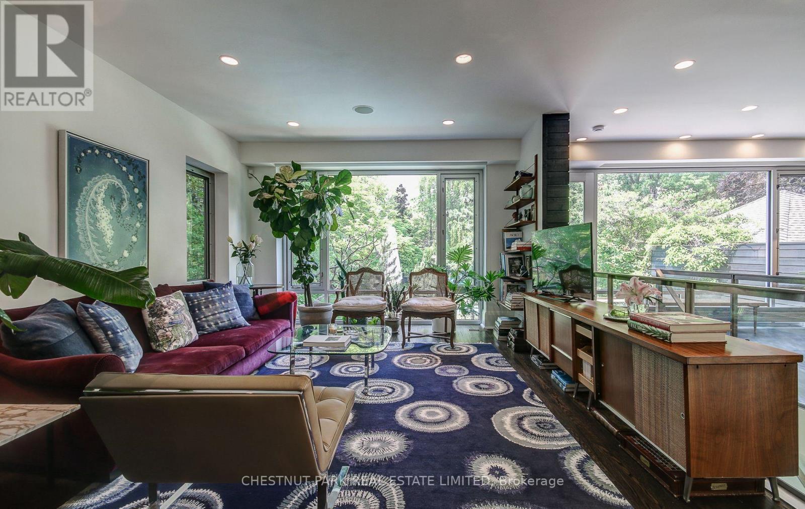 40 Warren Road, Toronto, Ontario  M4V 2R5 - Photo 10 - C12207270