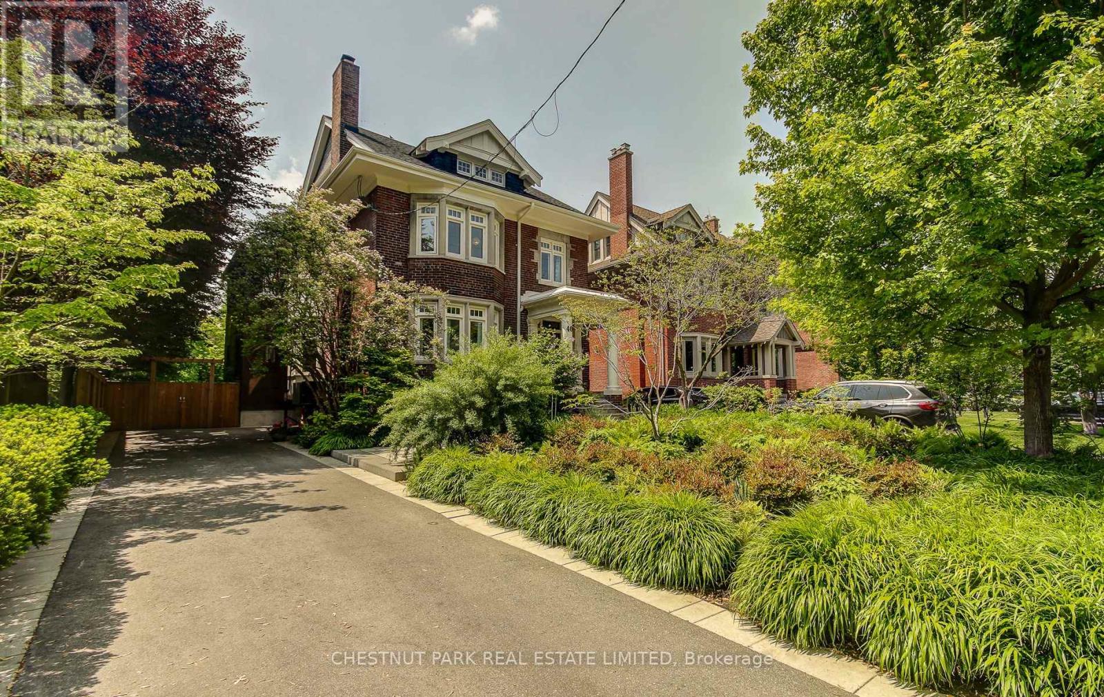 40 Warren Road, Toronto, Ontario  M4V 2R5 - Photo 2 - C12207270