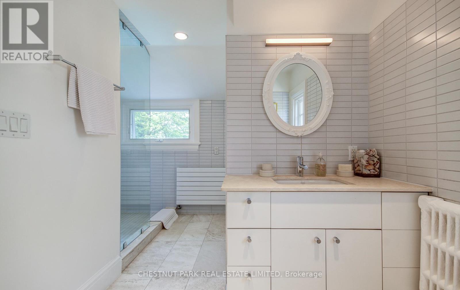 40 Warren Road, Toronto, Ontario  M4V 2R5 - Photo 29 - C12207270