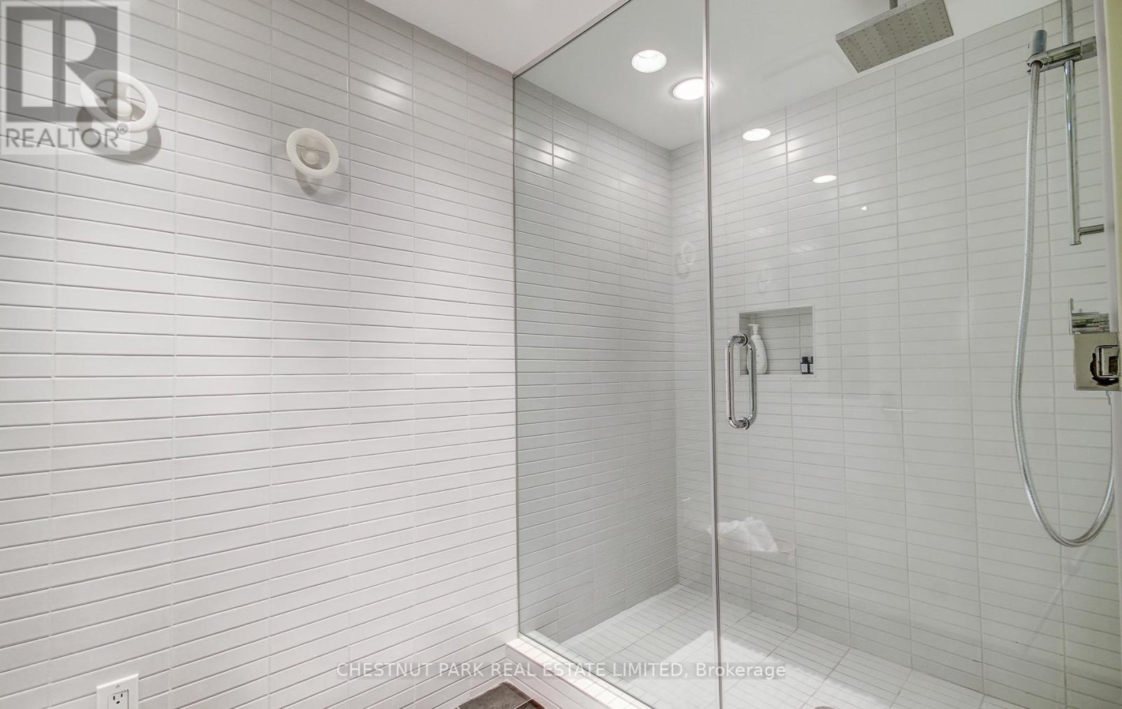 40 Warren Road, Toronto, Ontario  M4V 2R5 - Photo 33 - C12207270