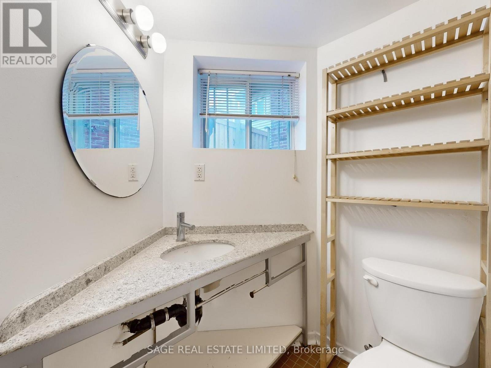 Lower - 532 Brunswick Avenue, Toronto, Ontario  M5R 2Z5 - Photo 10 - C12207403