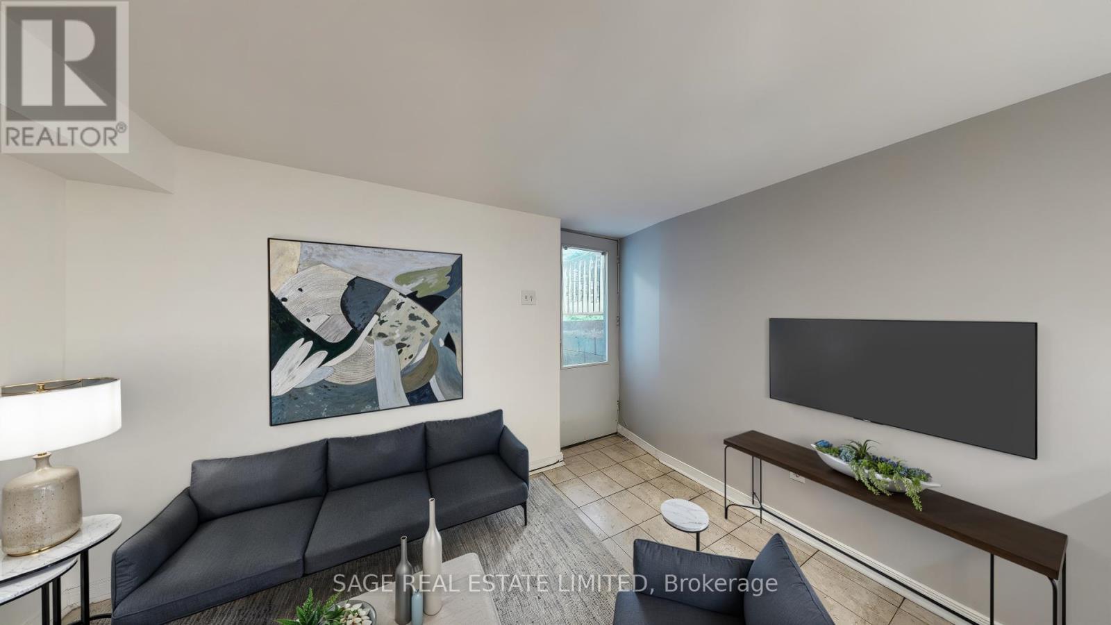 Lower - 532 Brunswick Avenue, Toronto, Ontario  M5R 2Z5 - Photo 3 - C12207403