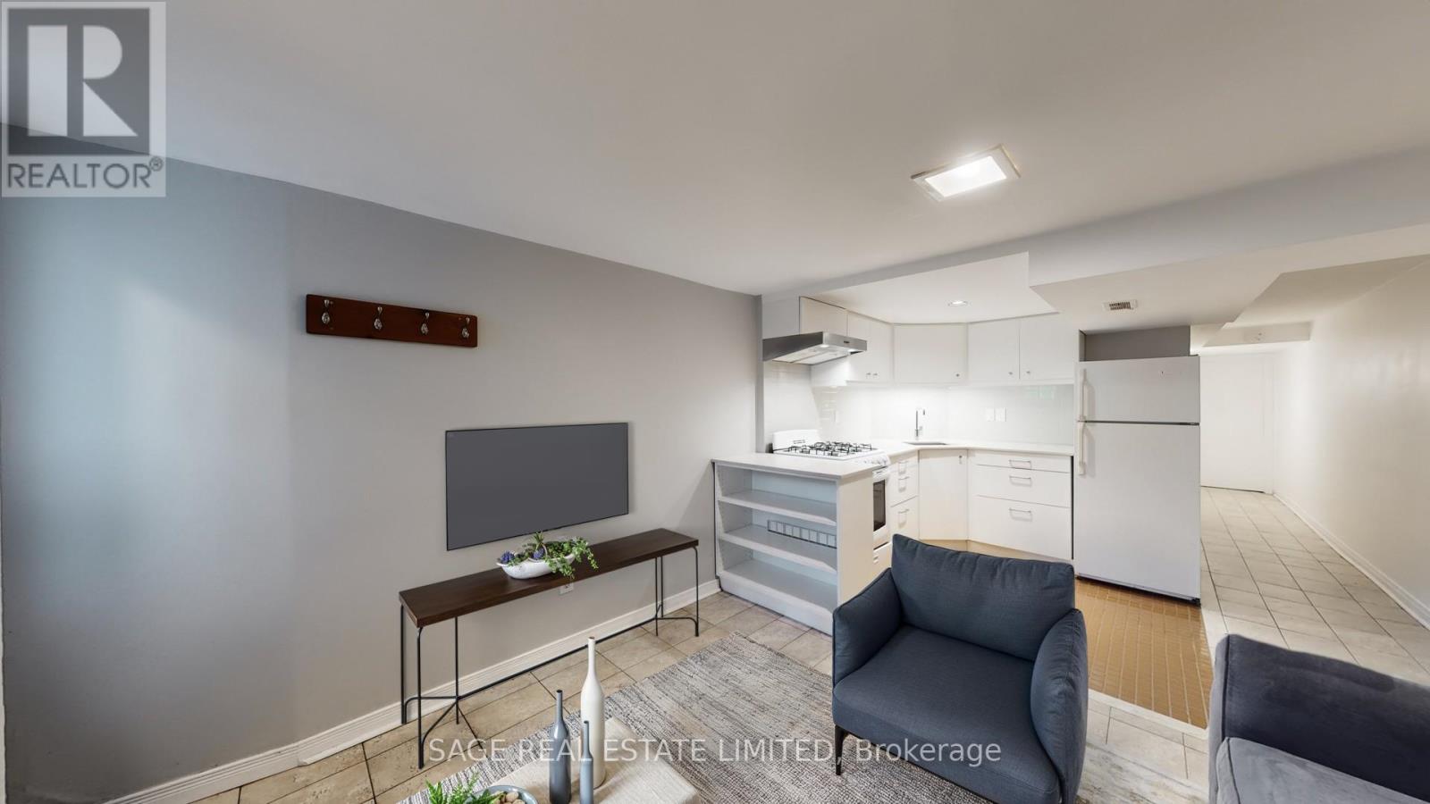 Lower - 532 Brunswick Avenue, Toronto, Ontario  M5R 2Z5 - Photo 5 - C12207403