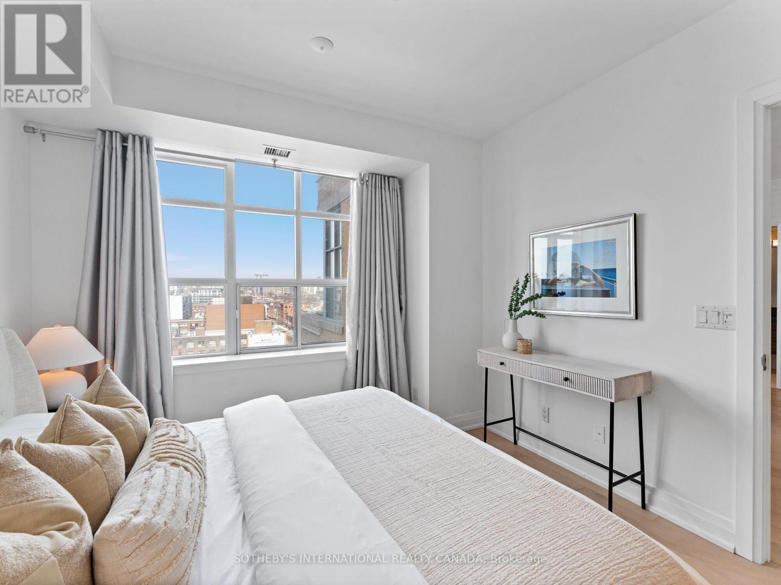 1406 - 438 Richmond Street W, Toronto, Ontario  M5V 3S6 - Photo 25 - C12207411
