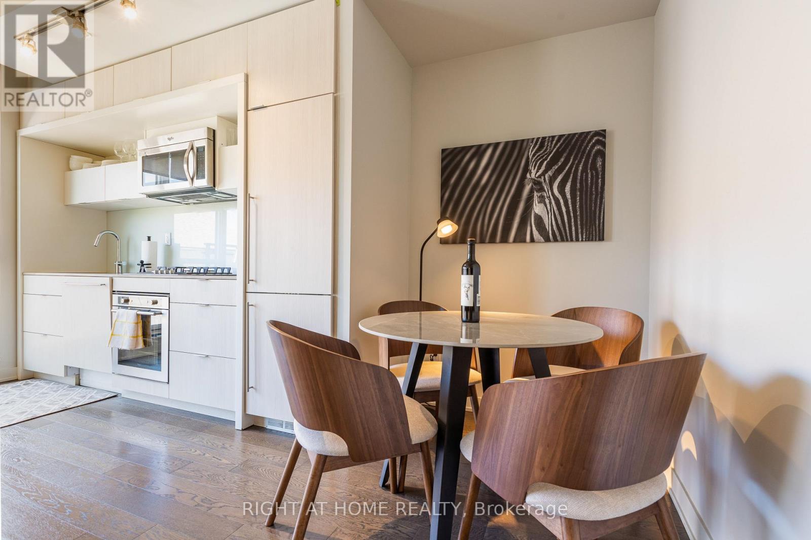 202 - 130 Rusholme Road, Toronto, Ontario  M6H 2Y7 - Photo 11 - C12207438