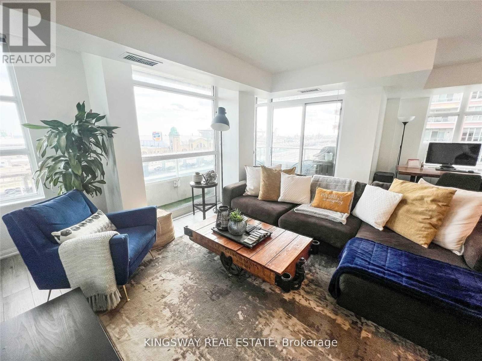 805 - 65 East Liberty Street, Toronto, Ontario  M6K 3R2 - Photo 10 - C12207459