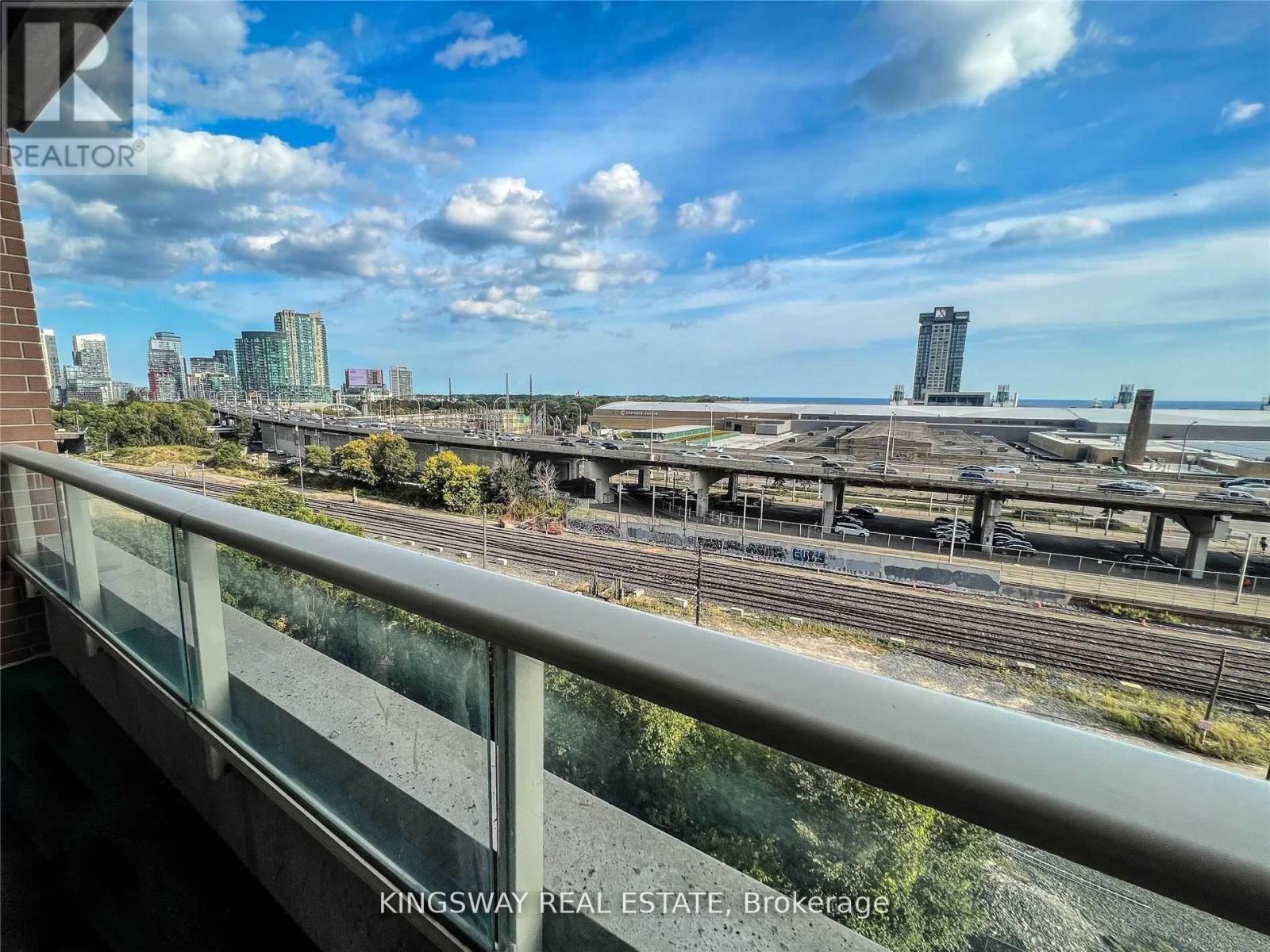 805 - 65 East Liberty Street, Toronto, Ontario  M6K 3R2 - Photo 12 - C12207459