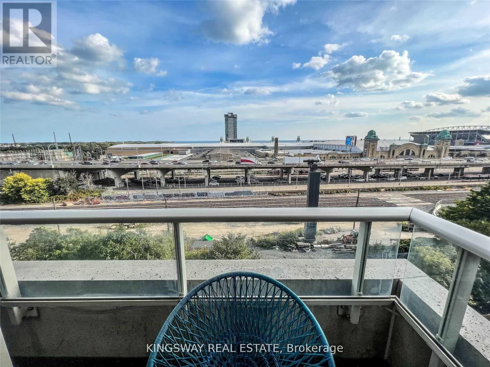 805 - 65 East Liberty Street, Toronto, Ontario  M6K 3R2 - Photo 16 - C12207459