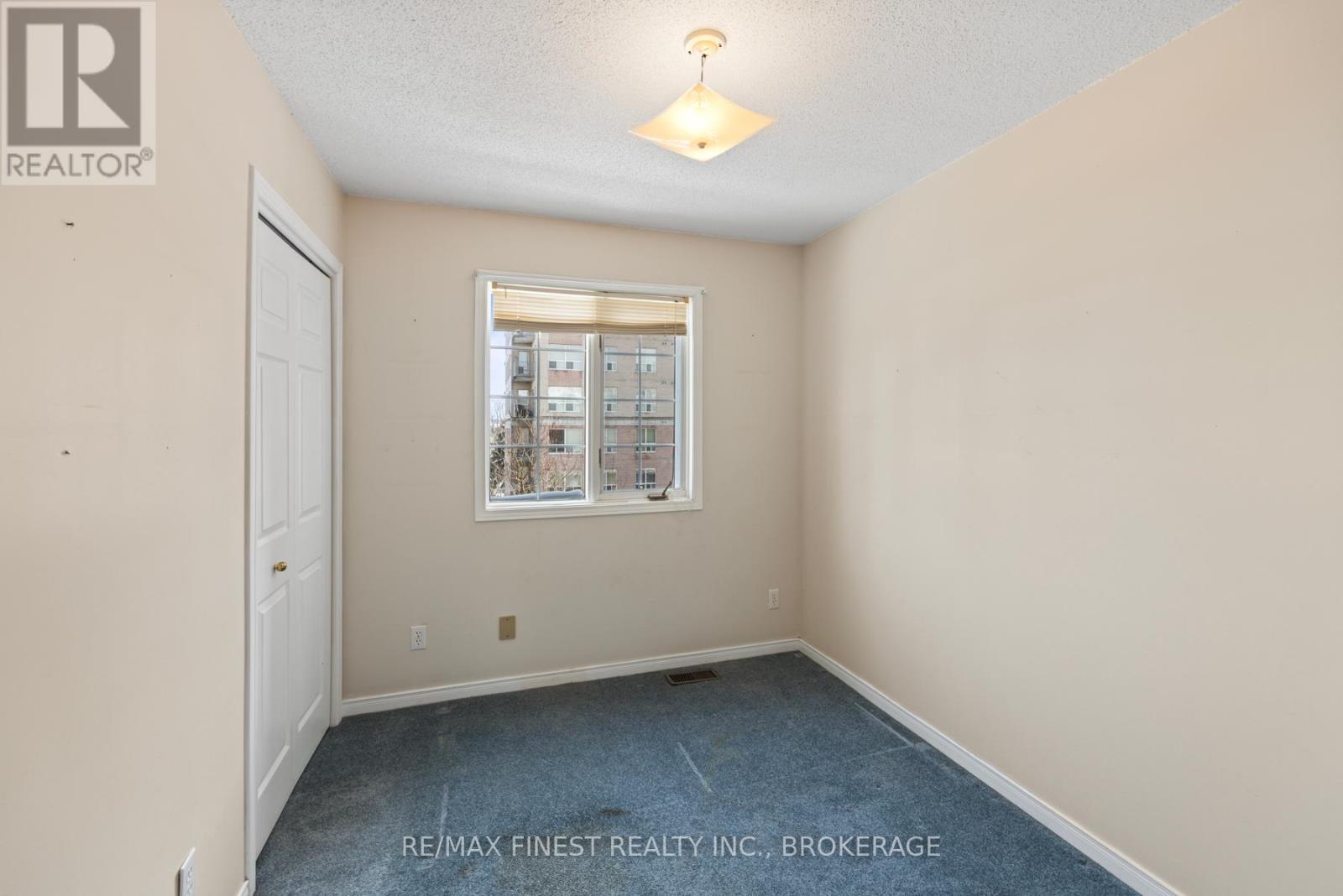 121 Rideau Street, Kingston, Ontario  K7K 7B2 - Photo 12 - X12083635