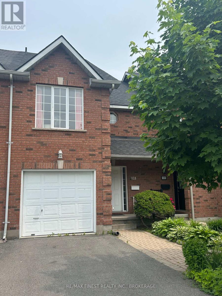 121 RIDEAU STREET, kingston (east of sir john a. blvd), Ontario