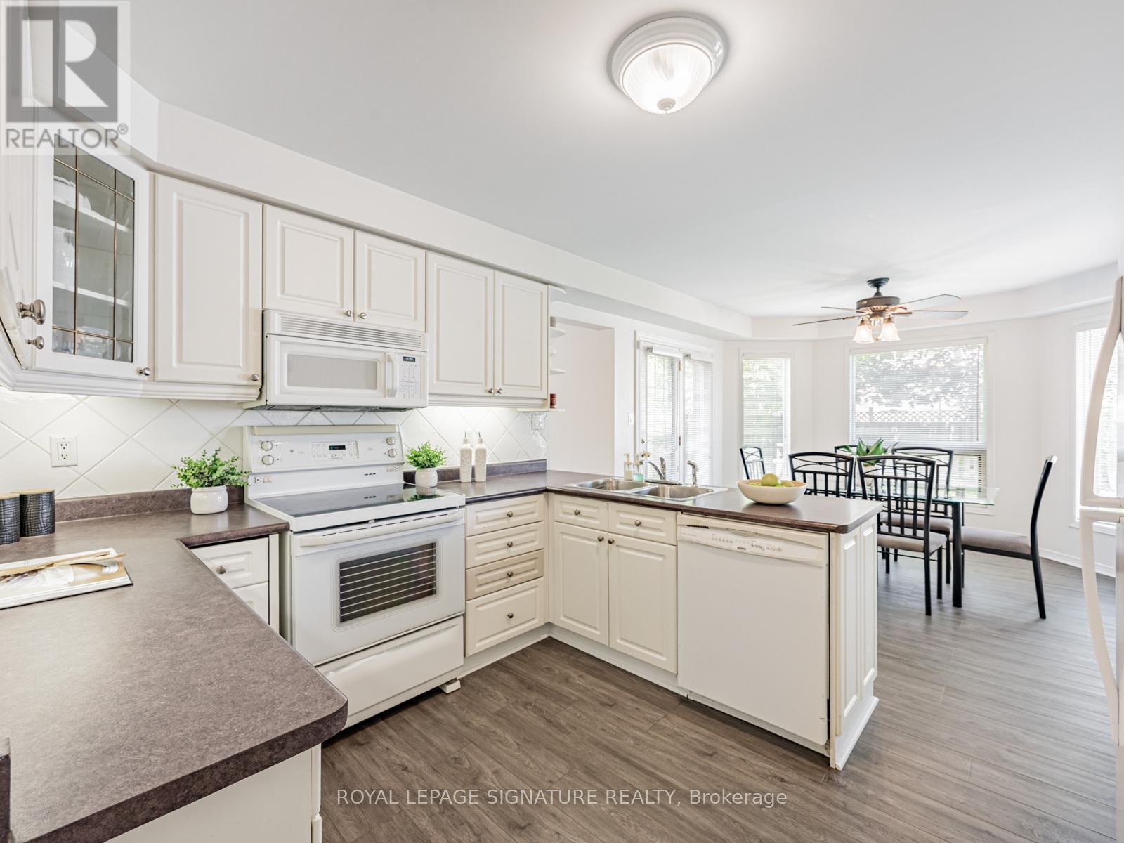 288 Howell Crescent, Pickering, Ontario  L1V 6B9 - Photo 11 - E12207219