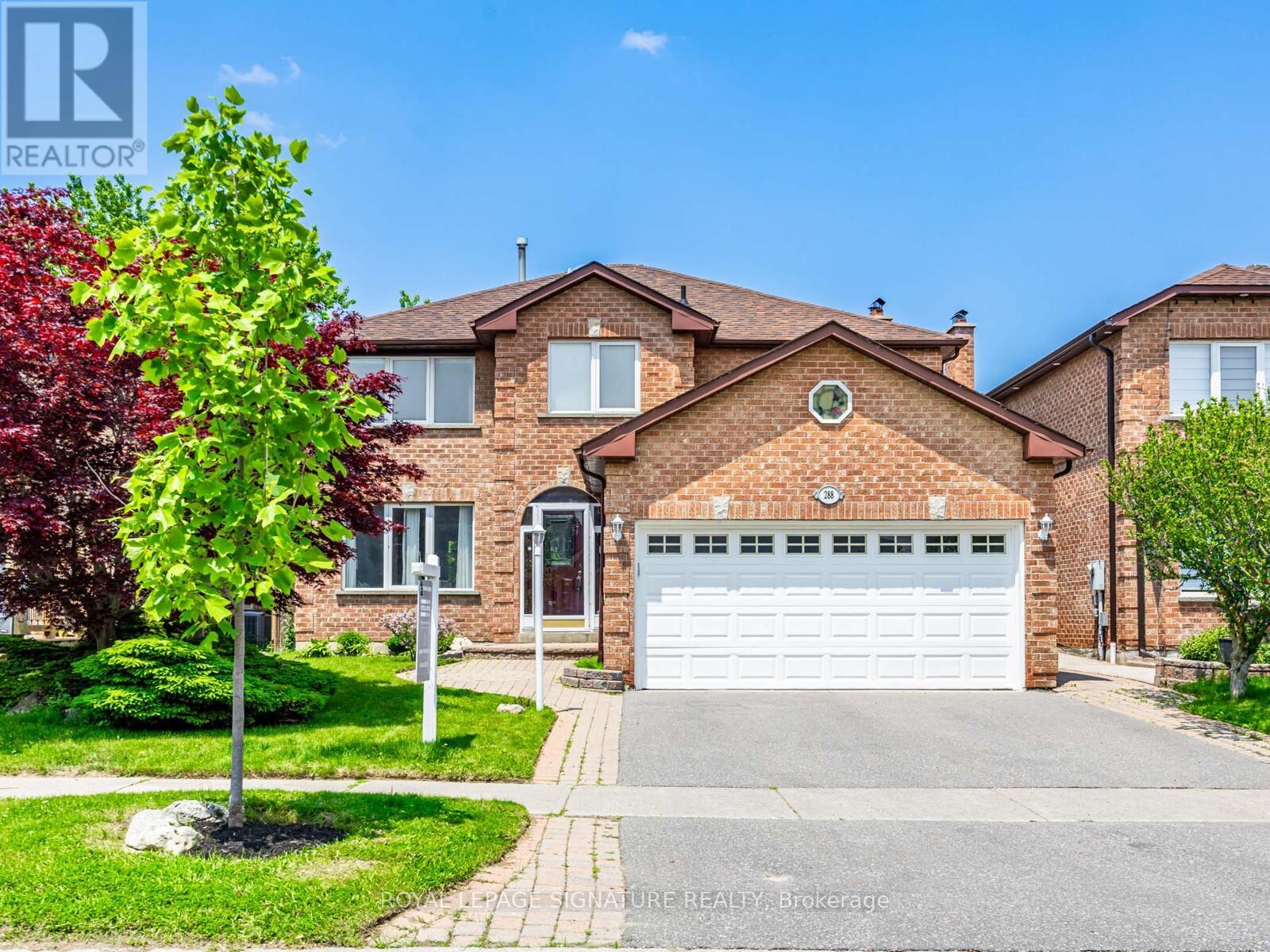 288 Howell Crescent, Pickering, Ontario  L1V 6B9 - Photo 2 - E12207219
